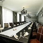 Hotel Select 4*