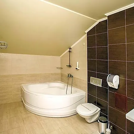 Select Hotel
