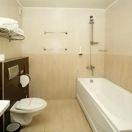 Select Hotel 4*